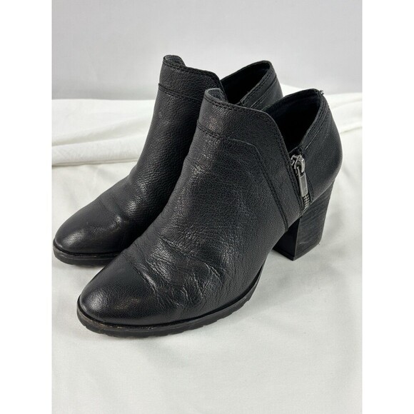 Lucky Brand Natlee Leather Ankle Booties Black 8 Stacked Heel Lug Sole Zip - Picture 2 of 12